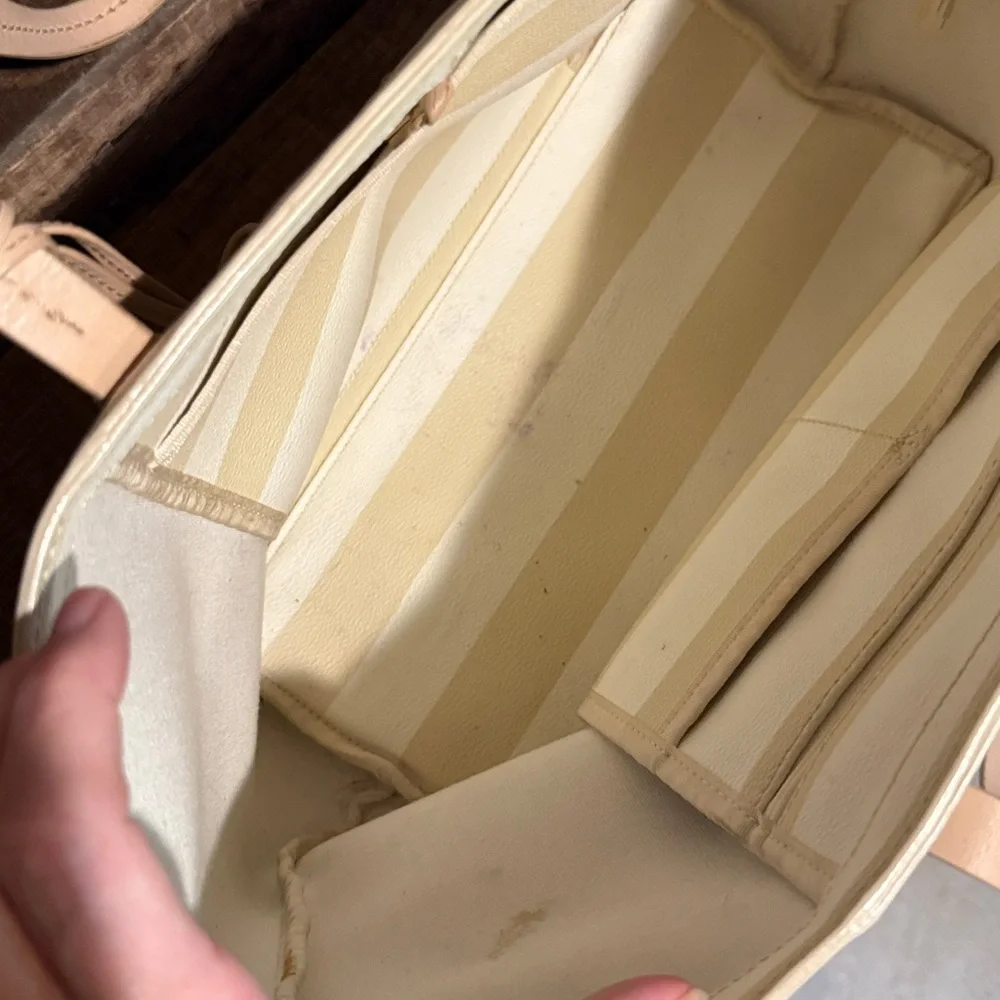 💚❤️Kate Spade Striped Leather Tote Bag Purse